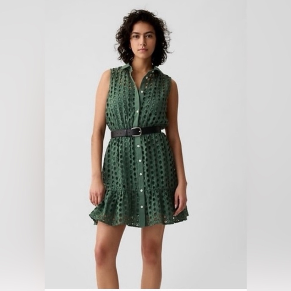 GAP Forest Green Tiered Eyelet Mini Dress – Size M